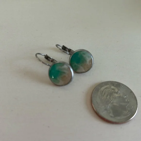 Earrings Turks, and Caicos - Picture 1 of 1